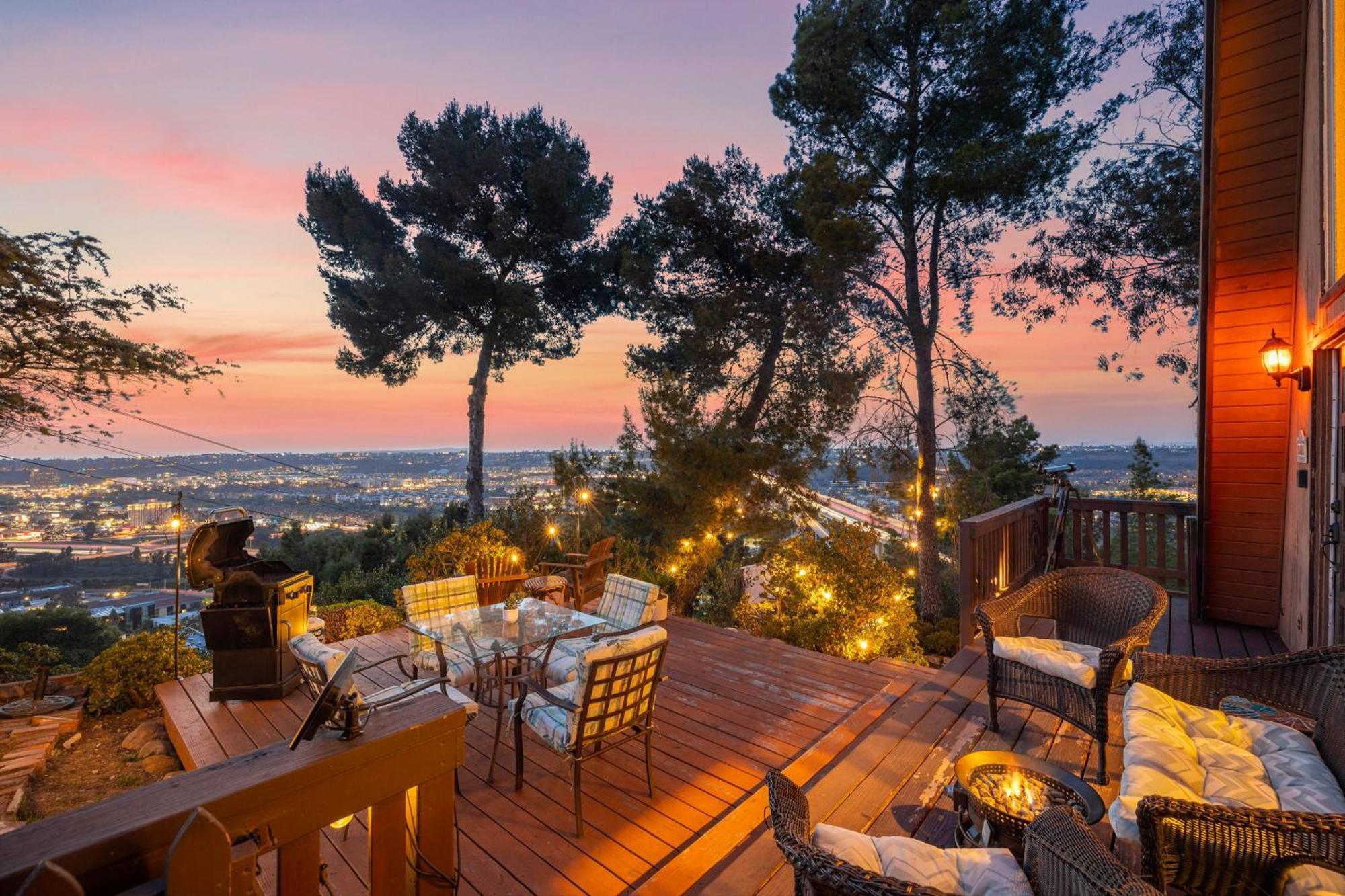 Chalet The Seabarn Vista Views, Hot Tub And Stargazing *