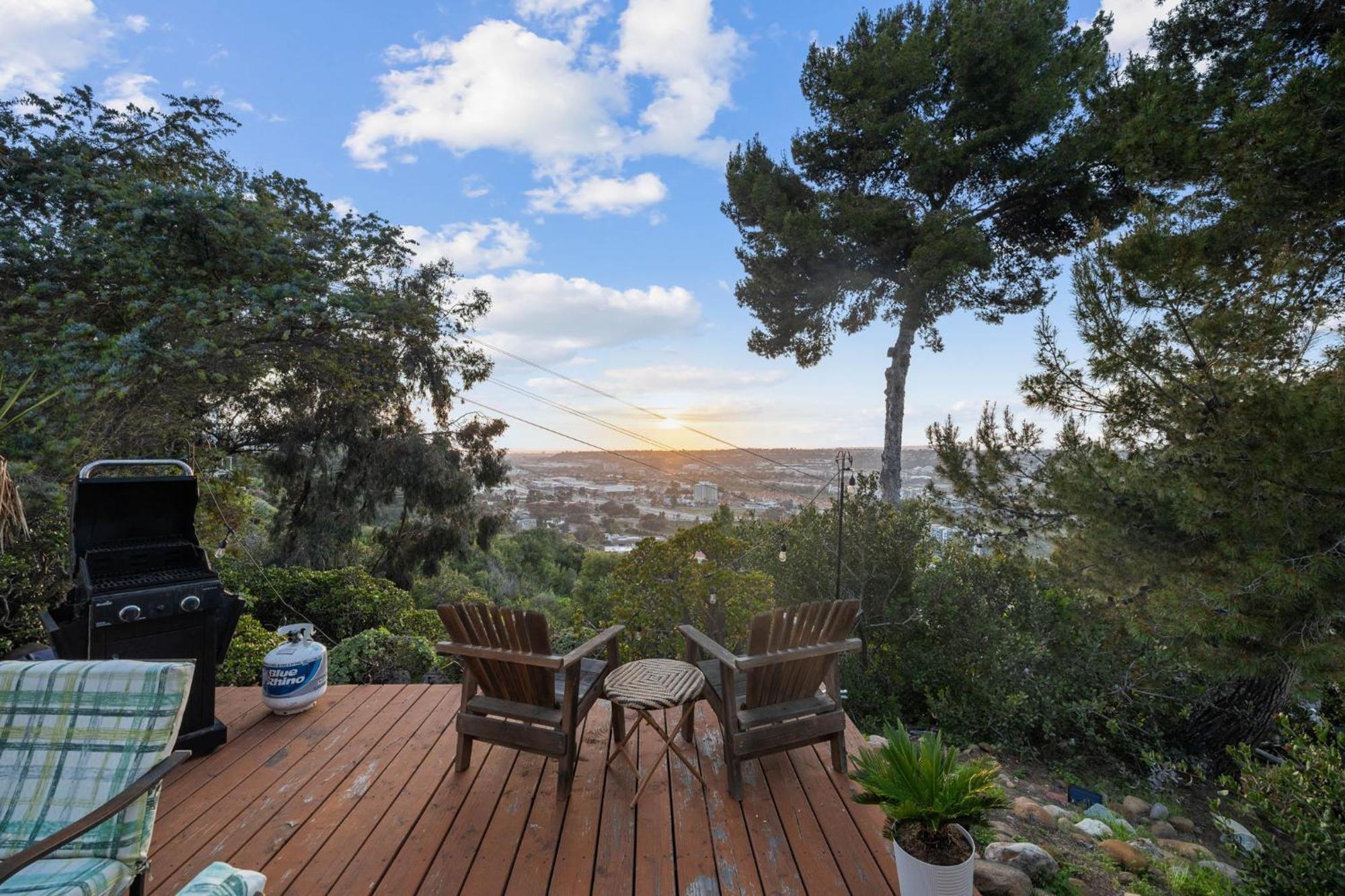 The Seabarn Vista Views, Hot Tub And Stargazing Chalet